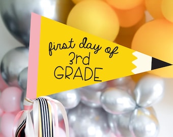 Bandeira de volta às aulas, para imprimir, flâmula, primeiro dia do jardim de infância, 1ª, 2ª série, 3ª, 4ª, 5ª, 6ª, 7ª e 8ª séries, foto fácil, educação domiciliar, régua