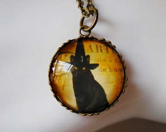 Black Cat Witch Hat Pendant Necklace, Antique Brass Glass Cabochon Halloween Jewelry, Bronze vintage style necklace