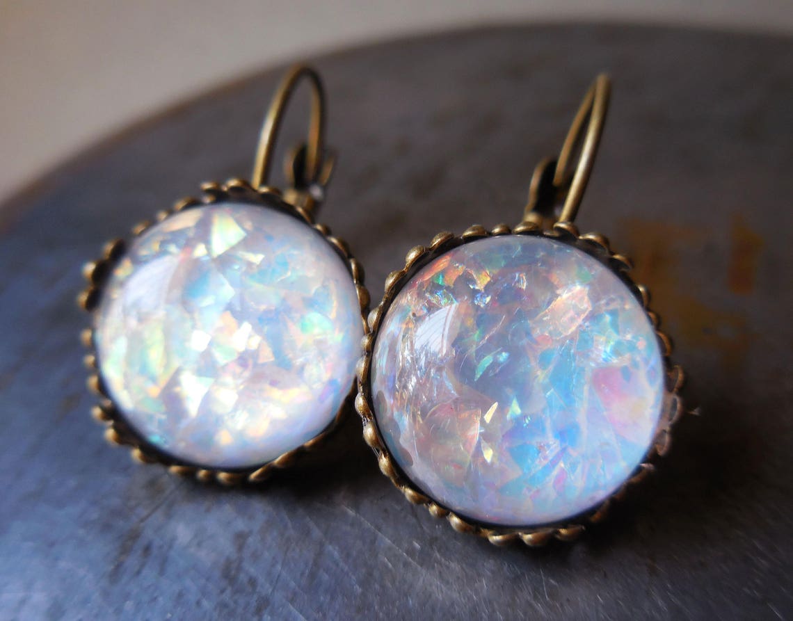Boucles D'oreilles Le Bijou Français - Opalite De Feu à Facettes, Argenté, Acier Inoxydable, Neuf Avec étiquettes