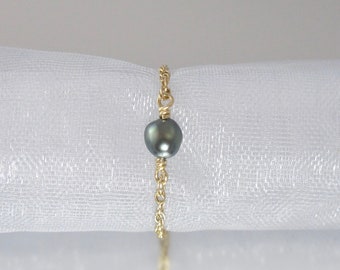 dainty genuine natural Tahitian keshi pearl gold filled minimalist stacking chain ring you choose size floating pearl ring