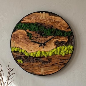 Metal and Olive Wooden Wall Clock, Preserved Moss Decor, Farmhouse Accent, Housewarming Gifts