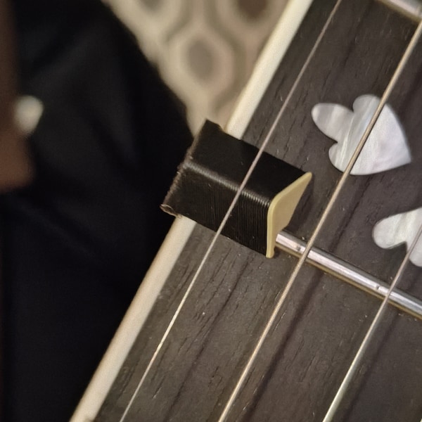 Right-Handed 5th String Banjo Capo : Original