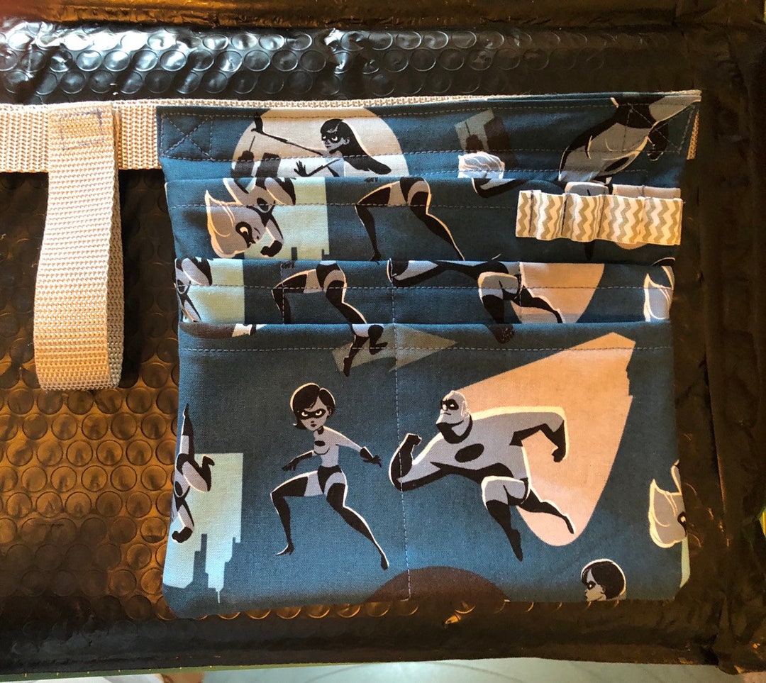 Incredibles Belted RN Scrub Pocket With Zipper, Multiple Pockets, Tape