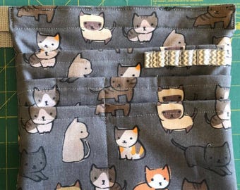Mini Nurse Vet Tech Pocket, Zipper Pocket, 2 D rings, Siamese Cats Fabric