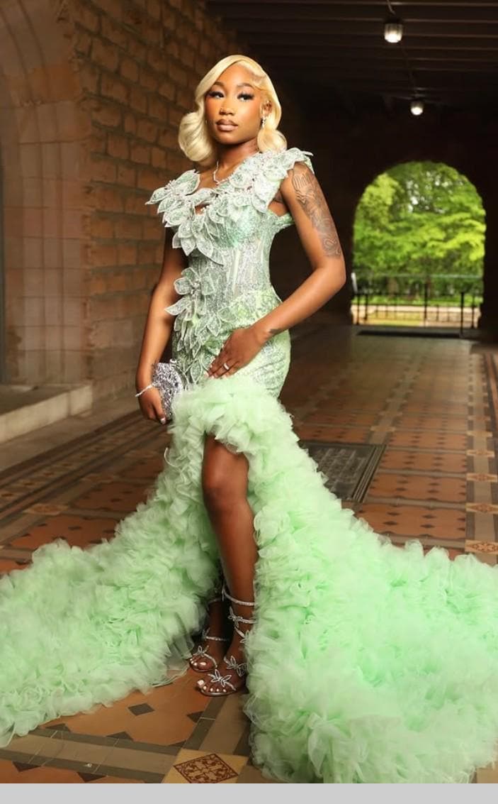 nigerian mermaid dress Nigerian Mermaid bridal gown with Detachable O-Neck, Long Sleeves, and Sweep Train