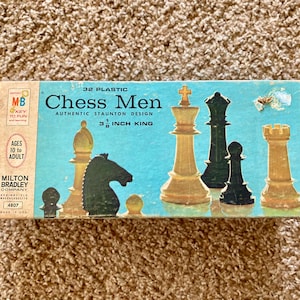 Vintage (1969) Chess Men Plastic 32 Piece Set by Milton Bradley | Family Game Night | Midcentury Board Games [Pre-Owned / Complete]