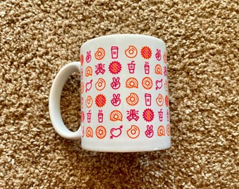 Dunkin' Donuts Coffee / Tea Ceramic Mug | Donut Decor & Kitchenware [Pre-Owned]