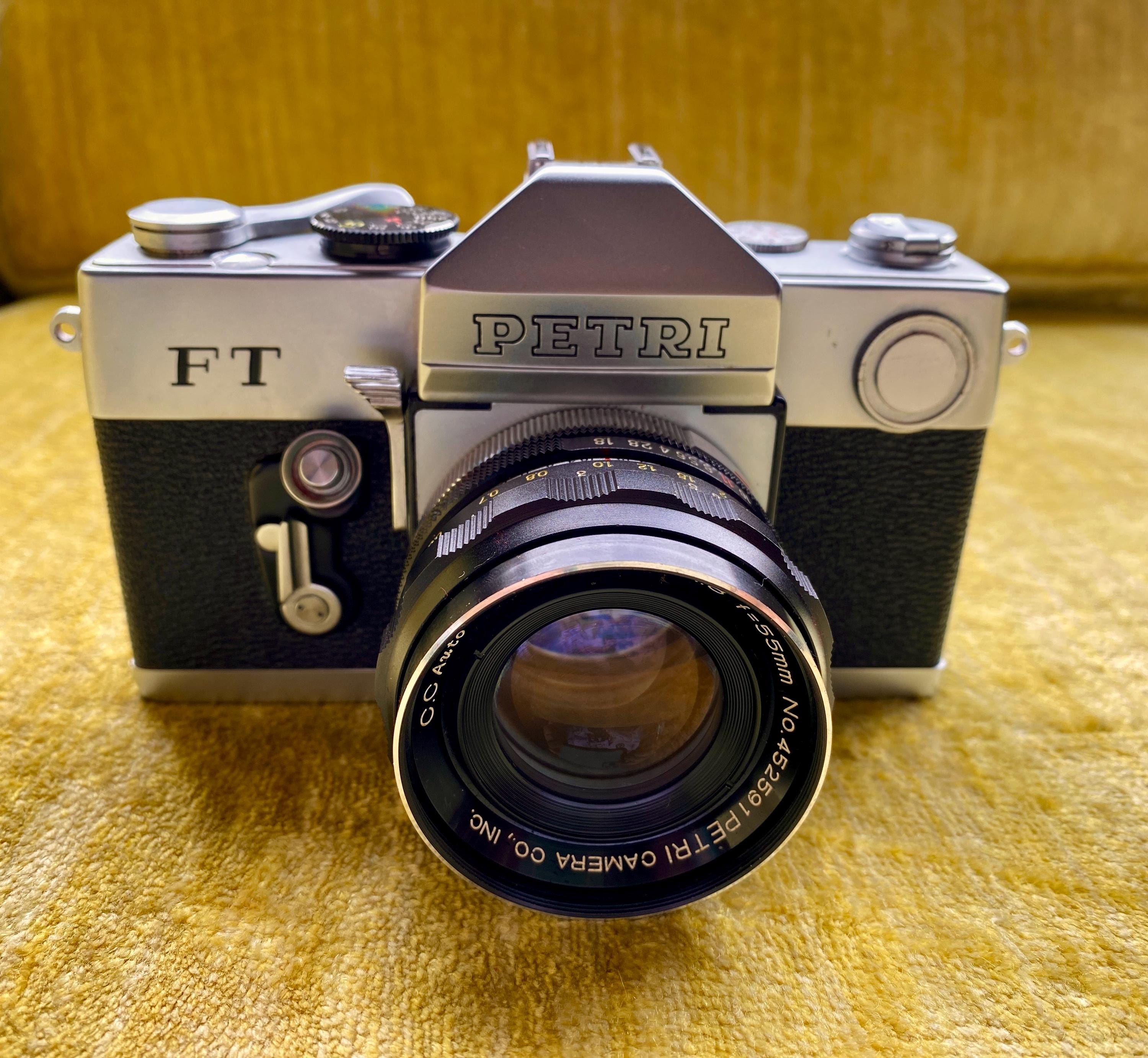 ペトリ　PETRI 　35mmフィルム一眼レフ　カメラ　ケース付き ペトリ PETRI 35mmフィルム一眼レフ カメラ ケース付き Yahoo