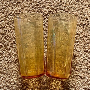 Vintage (1960s) Anchor Hocking Large Amber Gold Woodgrain Textured Glass Tumblers Set of 2 | Vintage Midcentury Barware  [Pre-Owned]