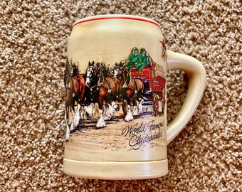 vintage (1987) chope à bière Budweiser de renommée mondiale Clydesdales 18 oz. tasse | Anheuser Busch [Occasion]