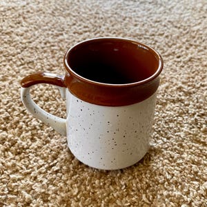 Vintage (1970s) Speckled Stoneware Diner Coffee Mug | Made in Japan | Vintage Kitchenware | 70s Vintage [Pre-Owned]
