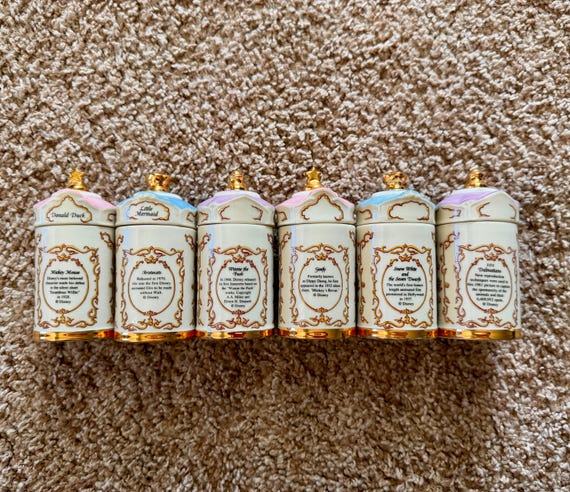 Rare Vintage 1995 Lenox Disney Porcelain Spice Jars - Pooh, Snow