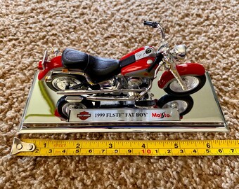 Vintage 1999 Harley-davidson Die-cast Motorcycle: FLSTF Fat Boy