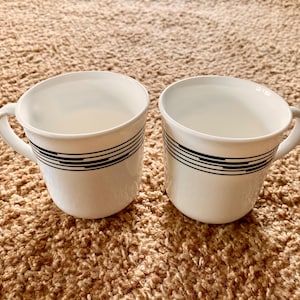 Tazze da caffè Corelle vintage anni '80: bianco ottico con strisce nere, set da 2