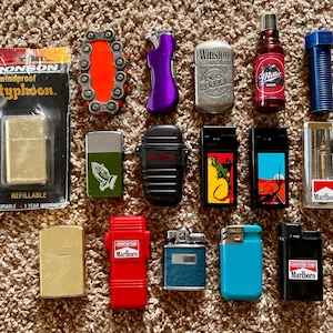 Vintage (1980-2000er Jahre) Einzigartige Neuheit Zigarettenanzünder | Vintage Feuerzeuge | Kitschige Geschenke | Sie wählen [Gebraucht / Ungetestet]