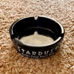 Vintage (1960s) Stardust Casino Black Melamine 3.75&quot; Las Vegas Ashtray / Trinket & Jewelry Dish [Pre-Owned]
