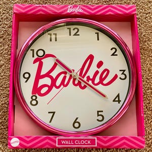 ゴールデンウィークSALE Barbie 紛らわしい WALL CLOCK 壁掛け時計