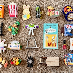 ビーズ細工 ドール＆プードル 安全ピン人形1950's ビーズ、人形、1960 年代、工芸品、安全ピン、かわいい、赤、白、青