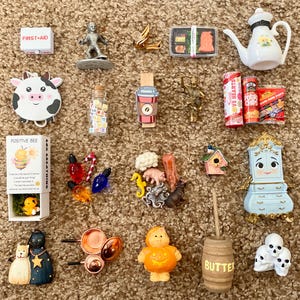 Vintageprydnadssaker, mini- och småsaker: Dockhusdekor, fynd till skrivarfacken [Begagnade]