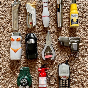 Vintage (1980-2000er Jahre) Einzigartige Neuheit Zigarettenanzünder | Vintage Feuerzeuge | Kitschige Geschenke | Sie wählen [Gebraucht / Ungetestet]
