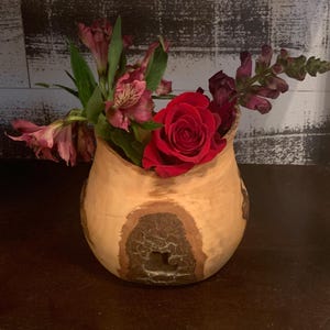 Live edge bowl