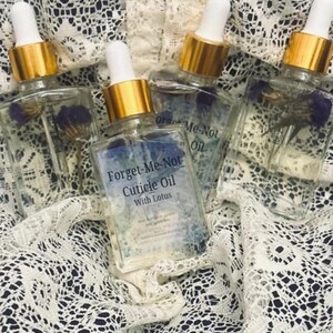 Forget-Me-Not Cuticle Oil with Lotus