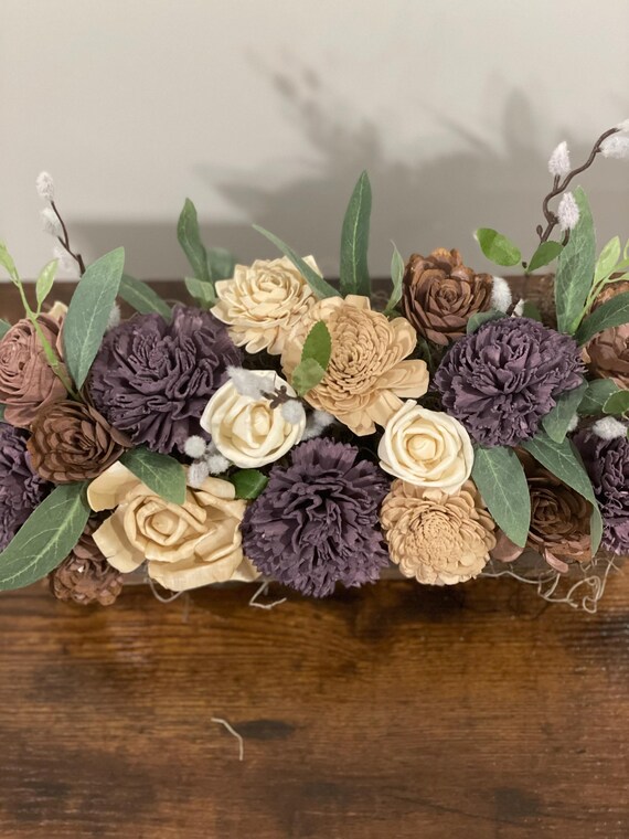 Hand painted neutral color Sola Wood flowers in a wooden file box.