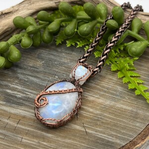 Genuine Rainbow Moonstone Necklace, Pendant, Copper, Wire Wrapped,Free USA Shipping, Gift, Artisan Jewelry Bild 7