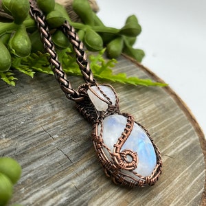 Genuine Rainbow Moonstone Necklace, Pendant, Copper, Wire Wrapped,Free USA Shipping, Gift, Artisan Jewelry Bild 2