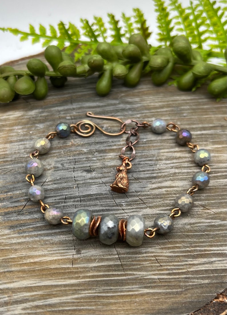 Glistening Labradorite gemstone Bracelet free shipping Made in the USA copper wire wrap, wire weaver Adjustable, Copper Cat Charm image 5