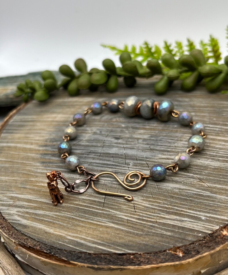 Glistening Labradorite gemstone Bracelet free shipping Made in the USA copper wire wrap, wire weaver Adjustable, Copper Cat Charm image 4