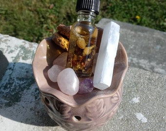 Blessed Hoodoo Love Oil with Jasmine and Rose -- 100% Handcrafted for Hoodoo, Prayer, Ritual, Love, Divination, Massage, Bath and Body