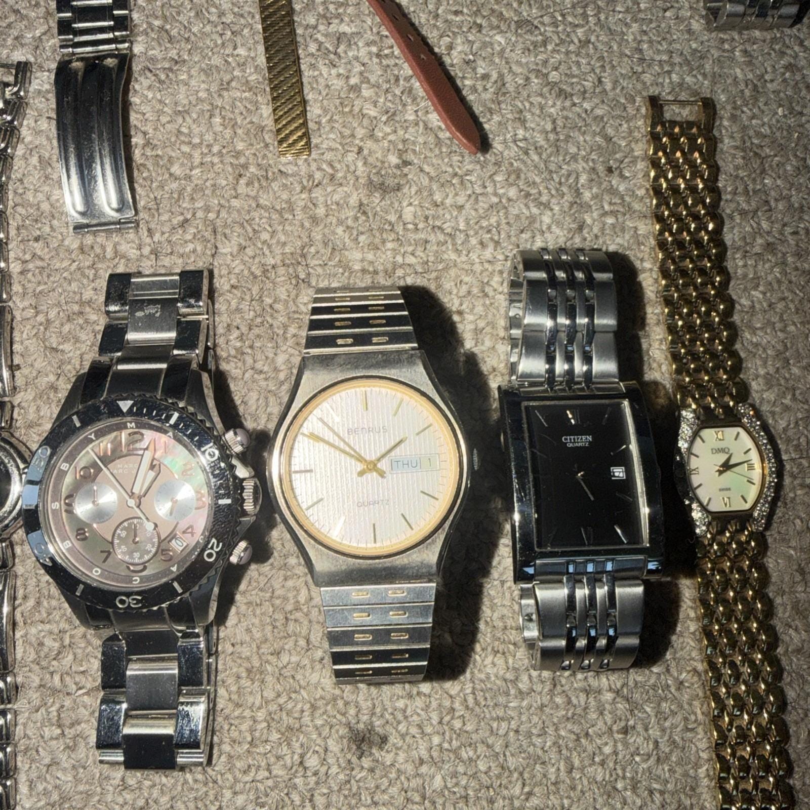 Lot of 50 Untested Vintage Watches for Parts/repair Gucci Seiko 