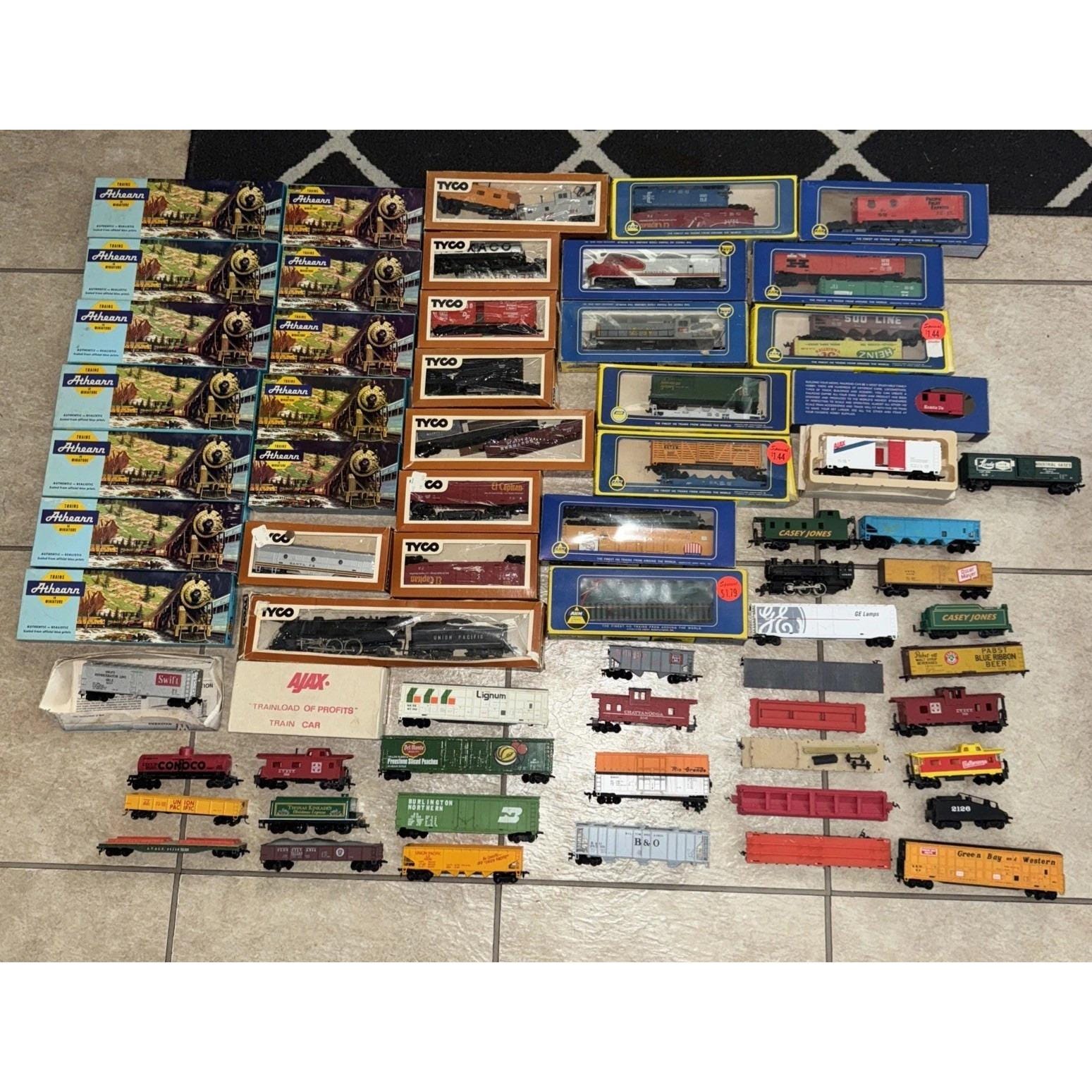 Vintage Ho Train Set