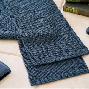 Lamberhurst Scarf Knitting pattern Mens scarf Reversible 3 versions Instant download image 5