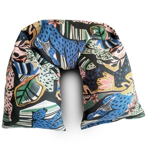 Felis Microwave Neck Wrap, Flax Seed Heating Pad, Organic neck pillow, Microwave flax pillow, Neck Wrap,  21 x 4.75 inches