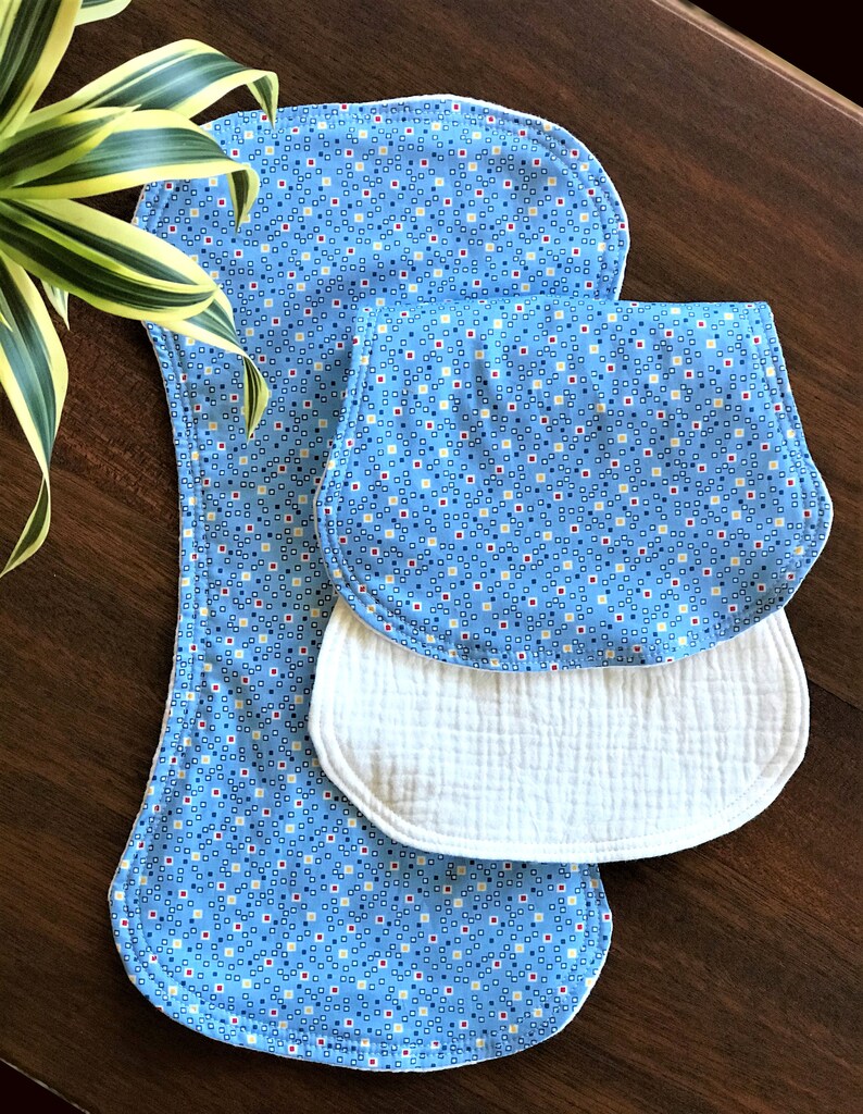 Blue Modern Dots Burp Cloth Set 2 Layers of Organic Cotton Double Gauze