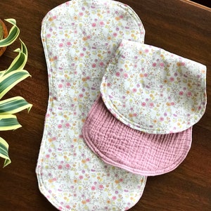 Burp Cloth Set of 2 - Spring Flowers Pink, Yellow, Orange Daisies -  Cotton Print with Organic Cotton Gauze - Spit up, Spills and Drool