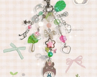 Forest Spirit Cat Keychain: Beaded Anime Charm, Cottagecore Accessory