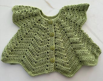 Ripple Cardigan in green. Bamboo yarn.