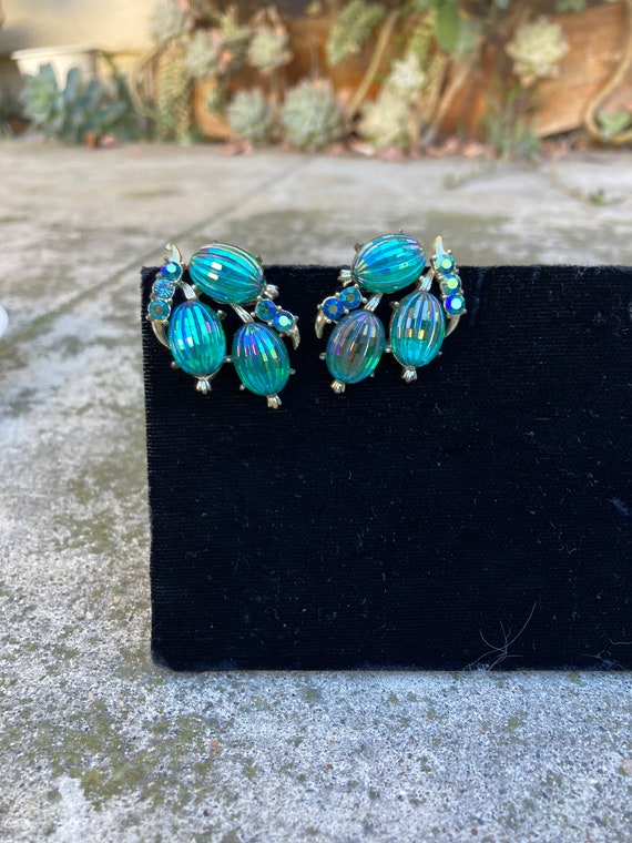 Vintage CORO Green Clip On Earrings - image 3