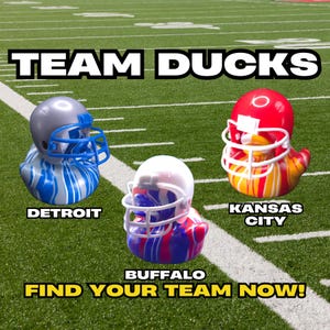 Football Team Rubber Duck: Collectible Jeep Dashboard Ornament & Unique Football Merchandise