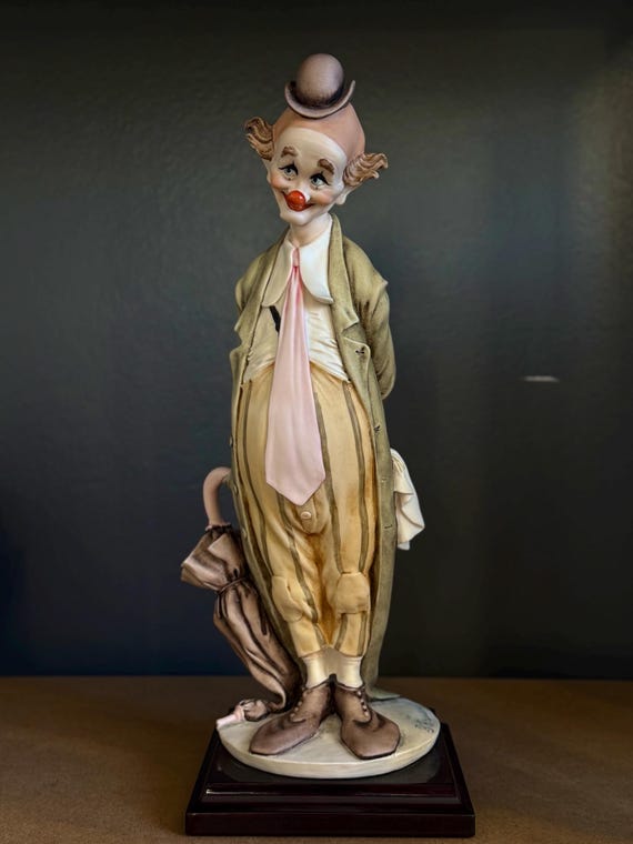 Giuseppe Armani the Tender Clown Sculpture 33.5 Cm Capodimonte