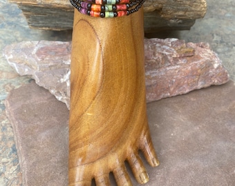 Layered multistone anklet