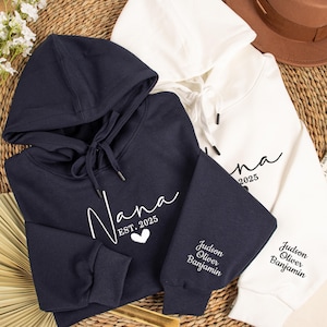 Suéter familiar de algodón personalizado, sudadera bordada para mamá y papá con nombres de niños en la manga, regalo para futura mamá, regalo para el Día de la Madre, regalo para el Día del Padre