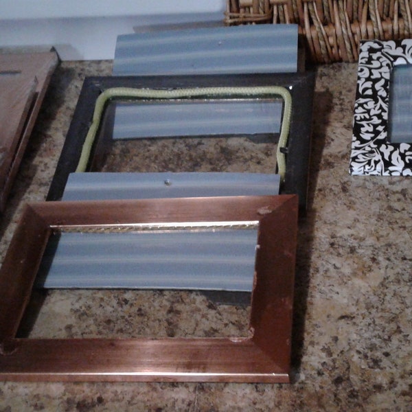 A Teacher's (Idea Bouncing) Cafe No. 33 - How to Make an Ant Farm Using a  4" x 6" Picture Frame