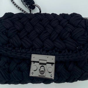 Handgefertigte Tasche/Schwarze Gehäkelte Handtasche/ Handgestrickte Tasche | Häkeltasche/Umhängetasche / Luxus Tasche / Gewebte Tasche / Geschenk für Ihre Lieben