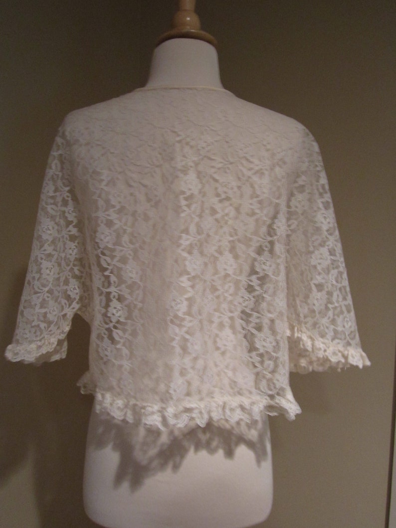1960s Cream Nylon Lace Bed JacketCape Size Small or Medium