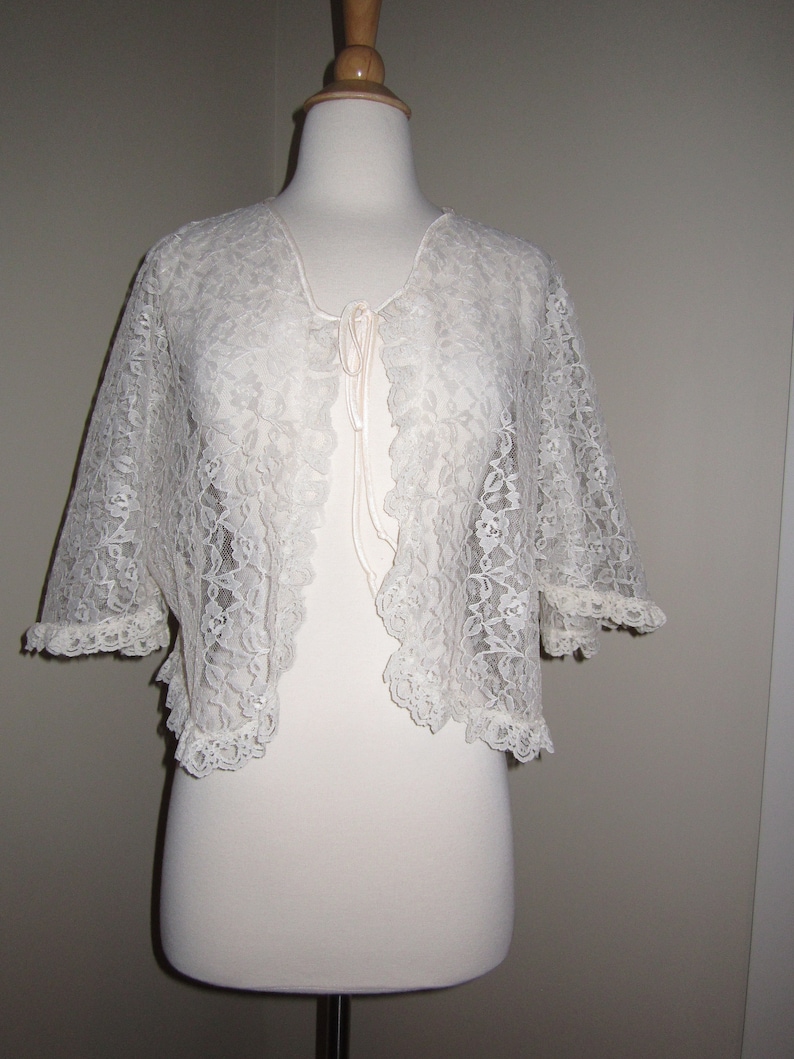 1960s Cream Nylon Lace Bed JacketCape Size Small or Medium