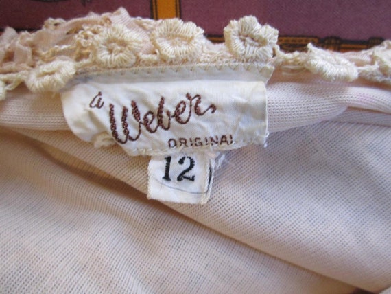 1950s WEBER Original Beige Crochet Knit Top w/Ope… - image 10